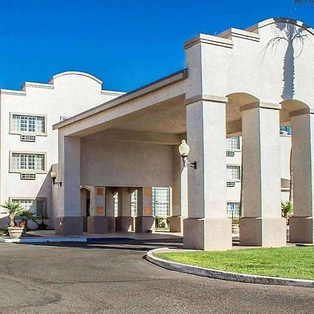 Baymont By Wyndham Safford Hotell Eksteriør bilde
