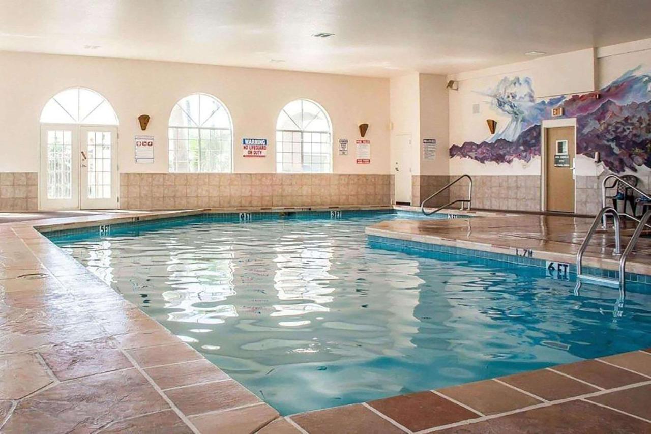 Baymont By Wyndham Safford Hotell Eksteriør bilde