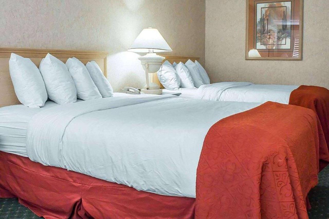 Baymont By Wyndham Safford Hotell Eksteriør bilde